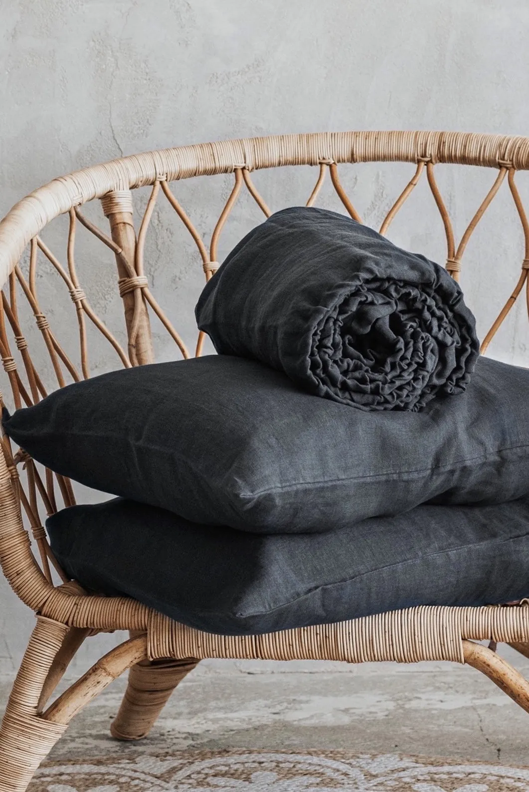 Fitted Sheet and Pillowcases Set - Dark Gray